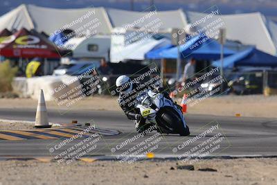 media/Dec-17-2023-CVMA (Sun) [[bf0c04832d]]/Race 2 Amateur Supersport Open/